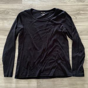 Black long sleeve shirt
